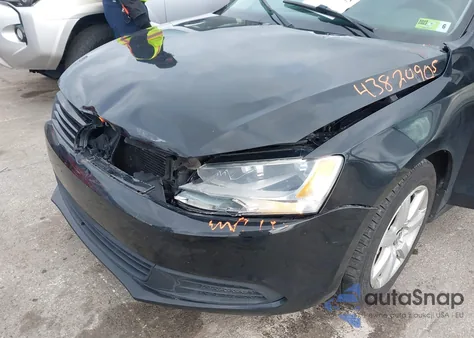 2011 Volkswagen Jetta 2.0L S из США, поврежденный, VIN 3VW2K7AJ4BM016735